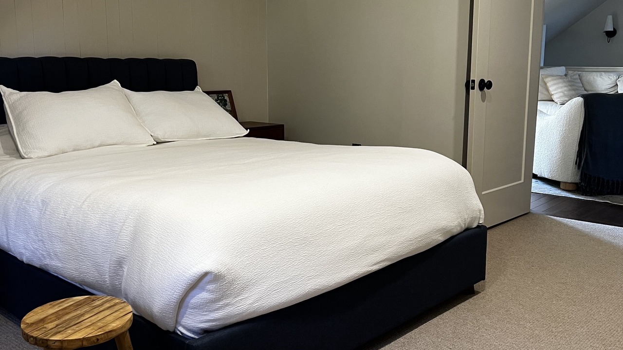 Photo of Bedroom in Back Cove