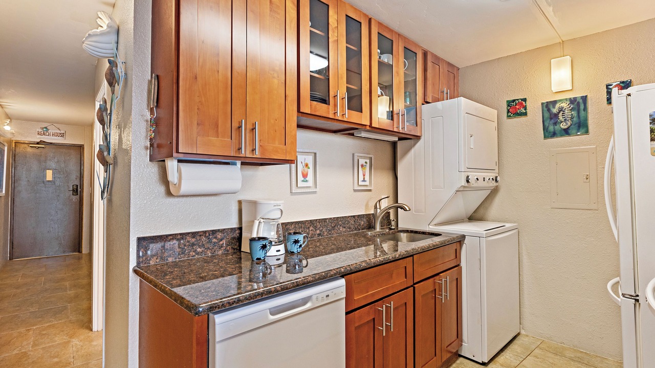 Photo of Kitchen in Maalaea