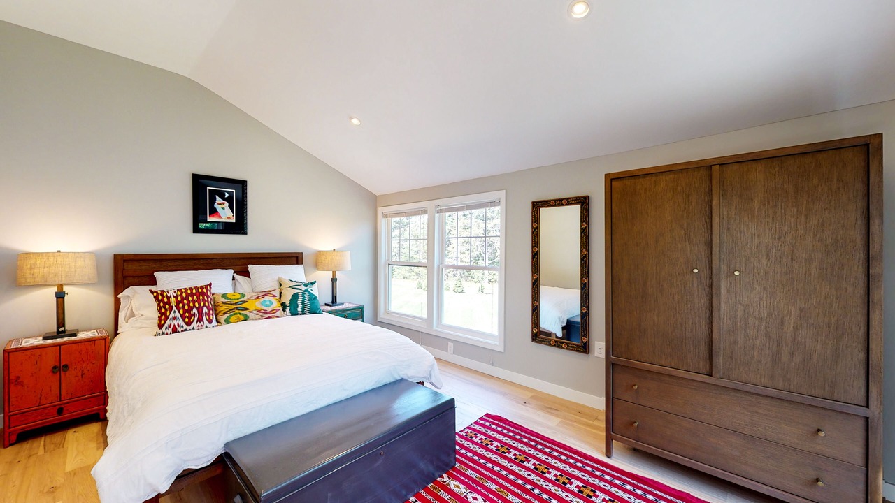 Photo of Bedroom in Waldoboro