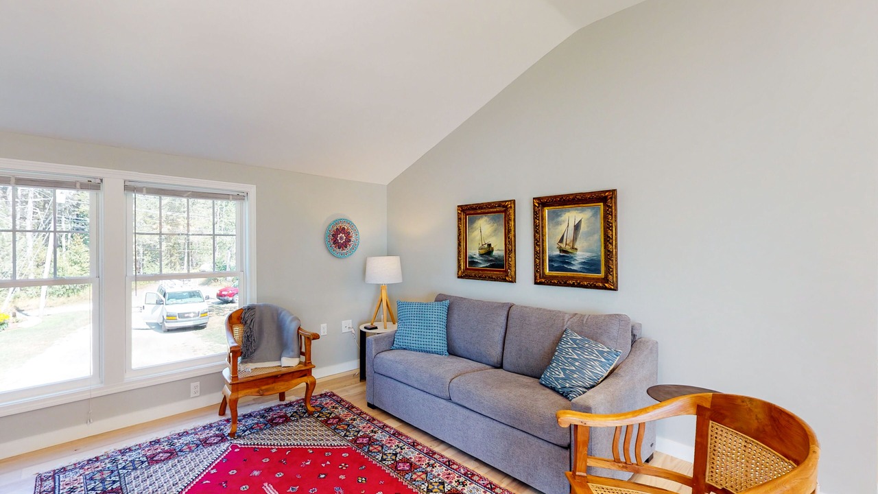 Photo of Livingroom in Waldoboro