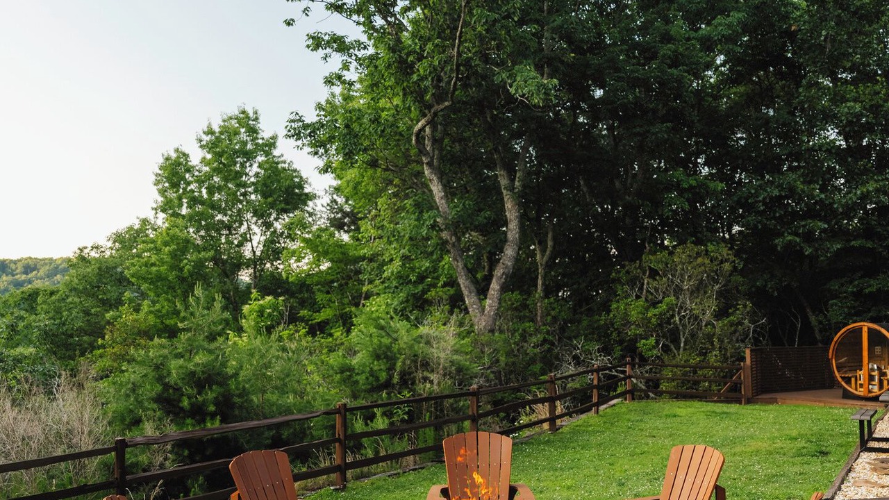 Photo of Patio Balcony in Helen