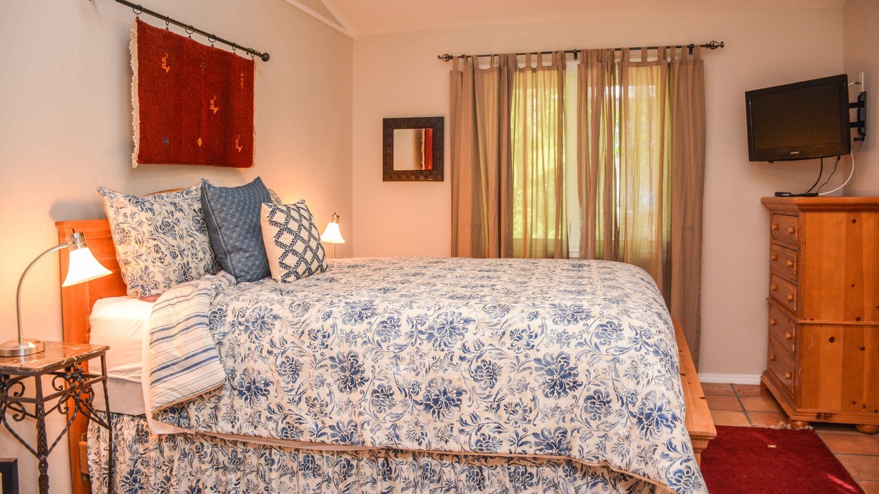 Photo of Bedroom in Hammondsport