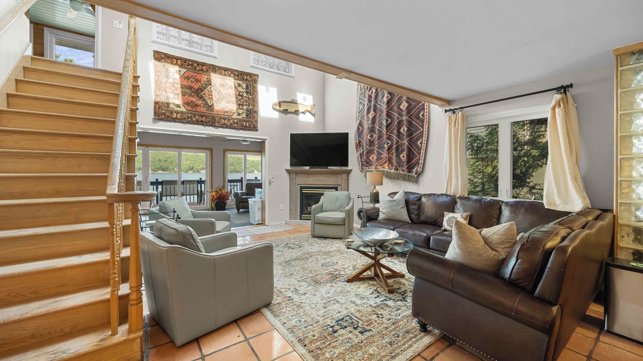 Photo of Livingroom in Hammondsport