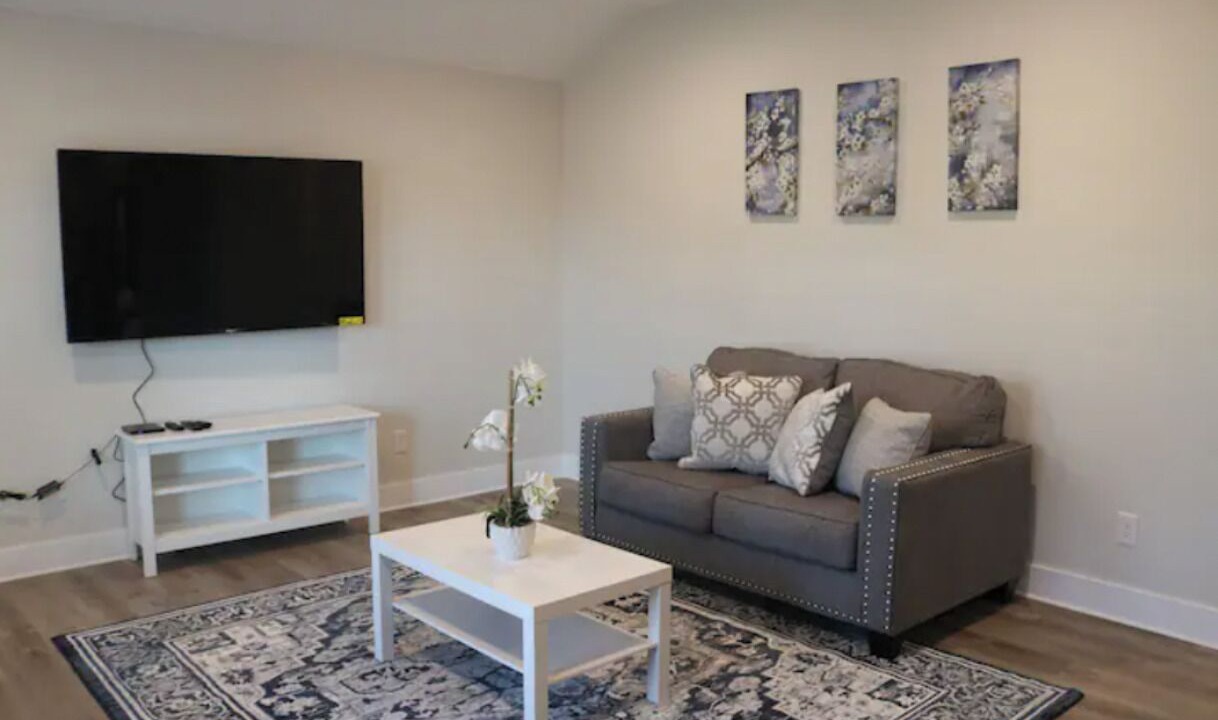 Photo of Livingroom in West Dallas
