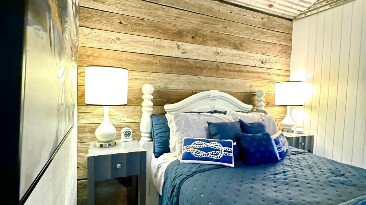 Photo of Bedroom in Quinlan