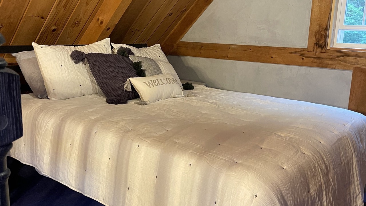 Photo of Bedroom in Winthrop