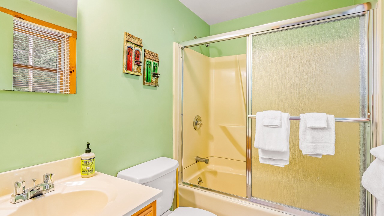 Photo of Bathroom in Schroon Lake