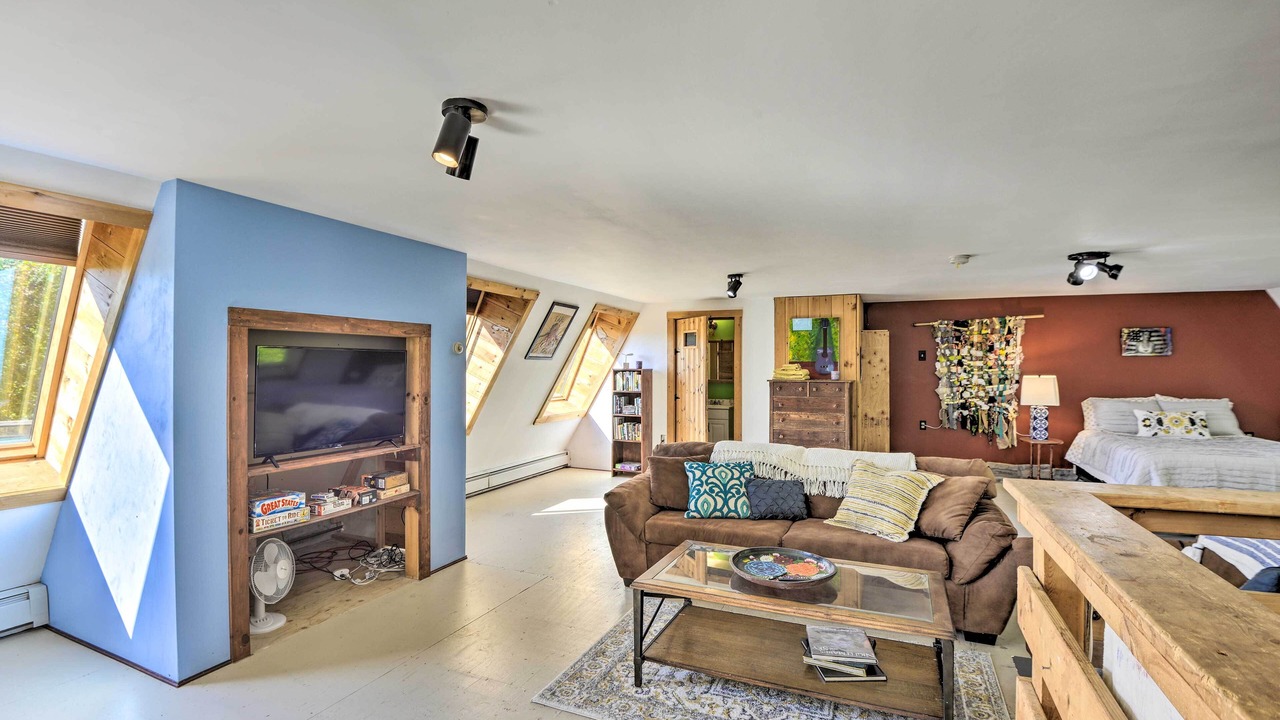 Photo of Livingroom in Ellsworth
