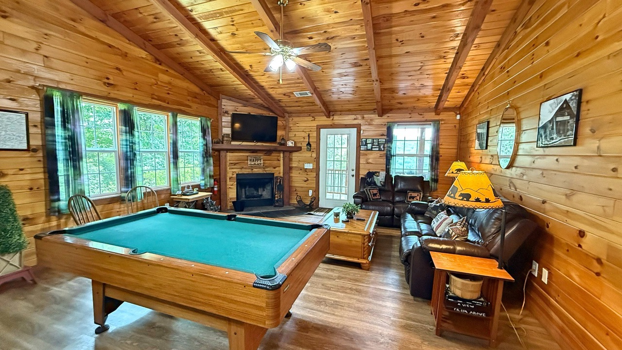 Photo of Livingroom in Sautee Nacoochee