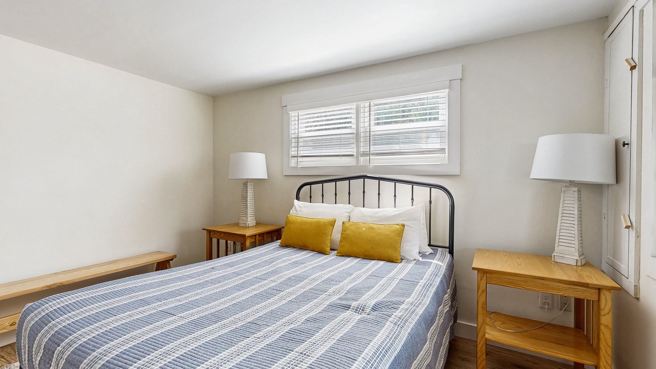Photo of Bedroom in Boothbay Harbor
