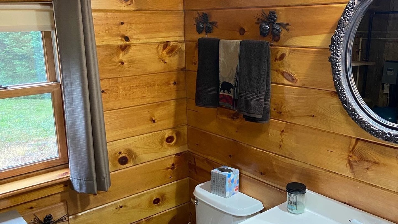 Photo of Bathroom in Pittsburg