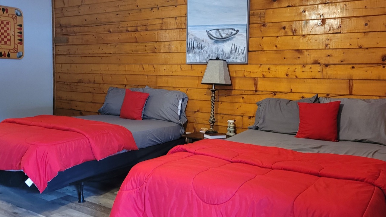 Photo of Bedroom in Karnack