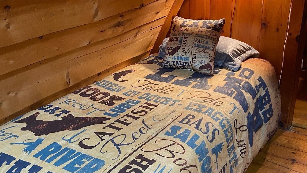 Photo of Bedroom in Pittsburg