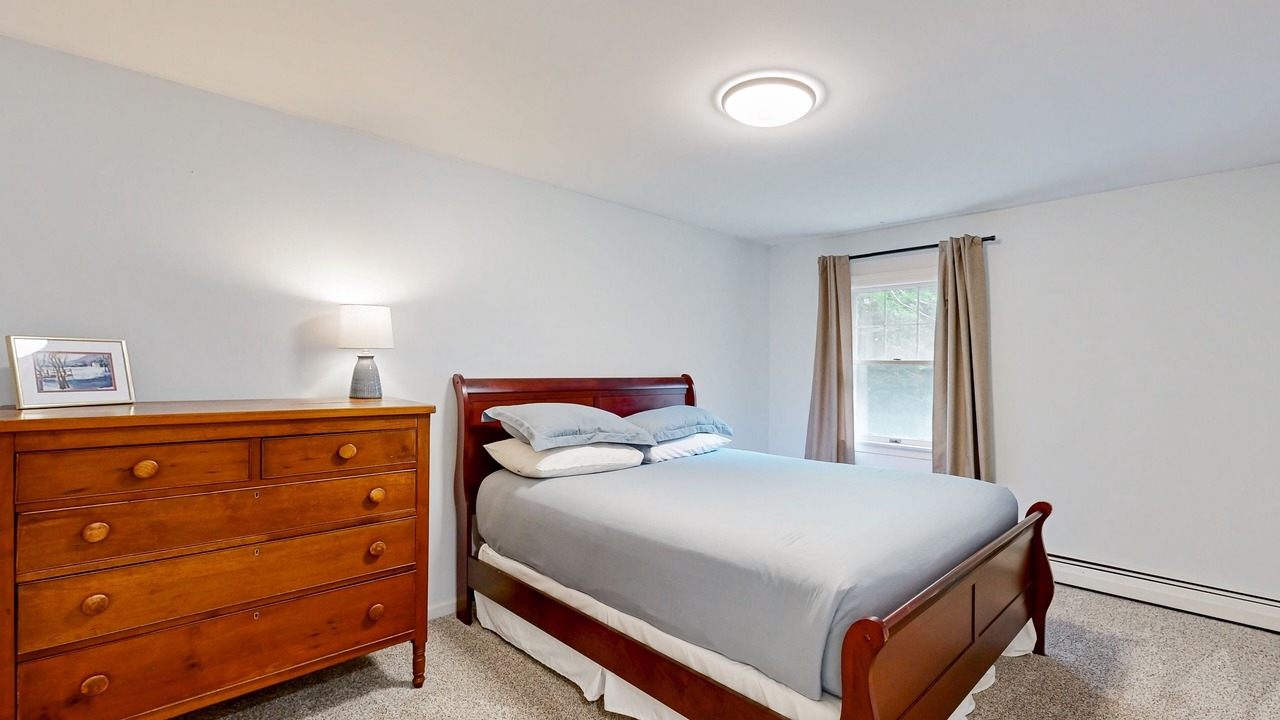 Photo of Bedroom in Readfield
