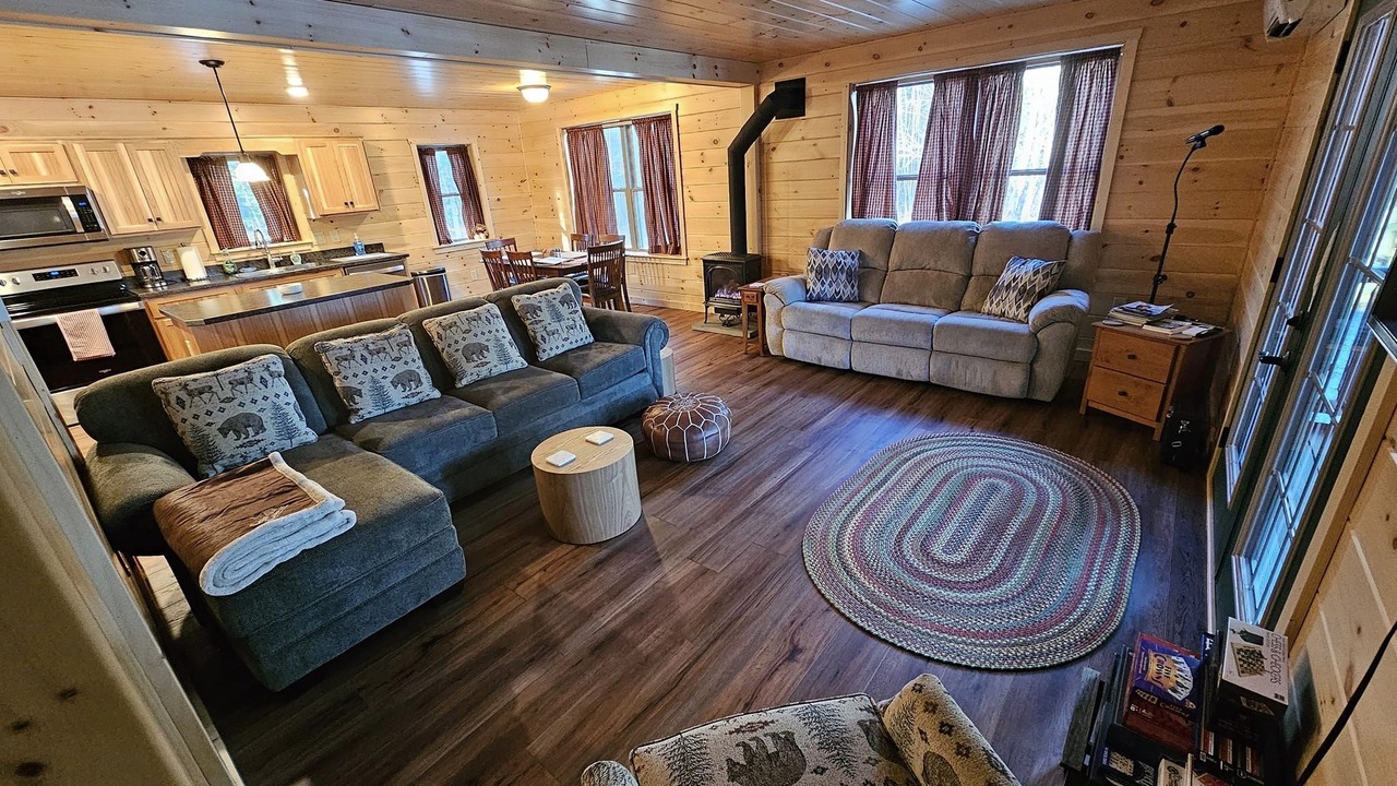 Photo of Livingroom in Weeks Mills