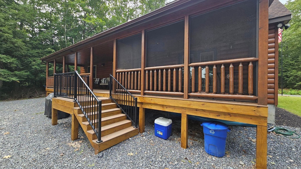 Photo of Outdoor in Weeks Mills