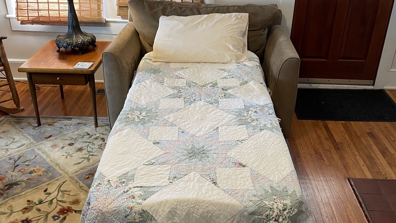 Photo of Bedroom in Etowah