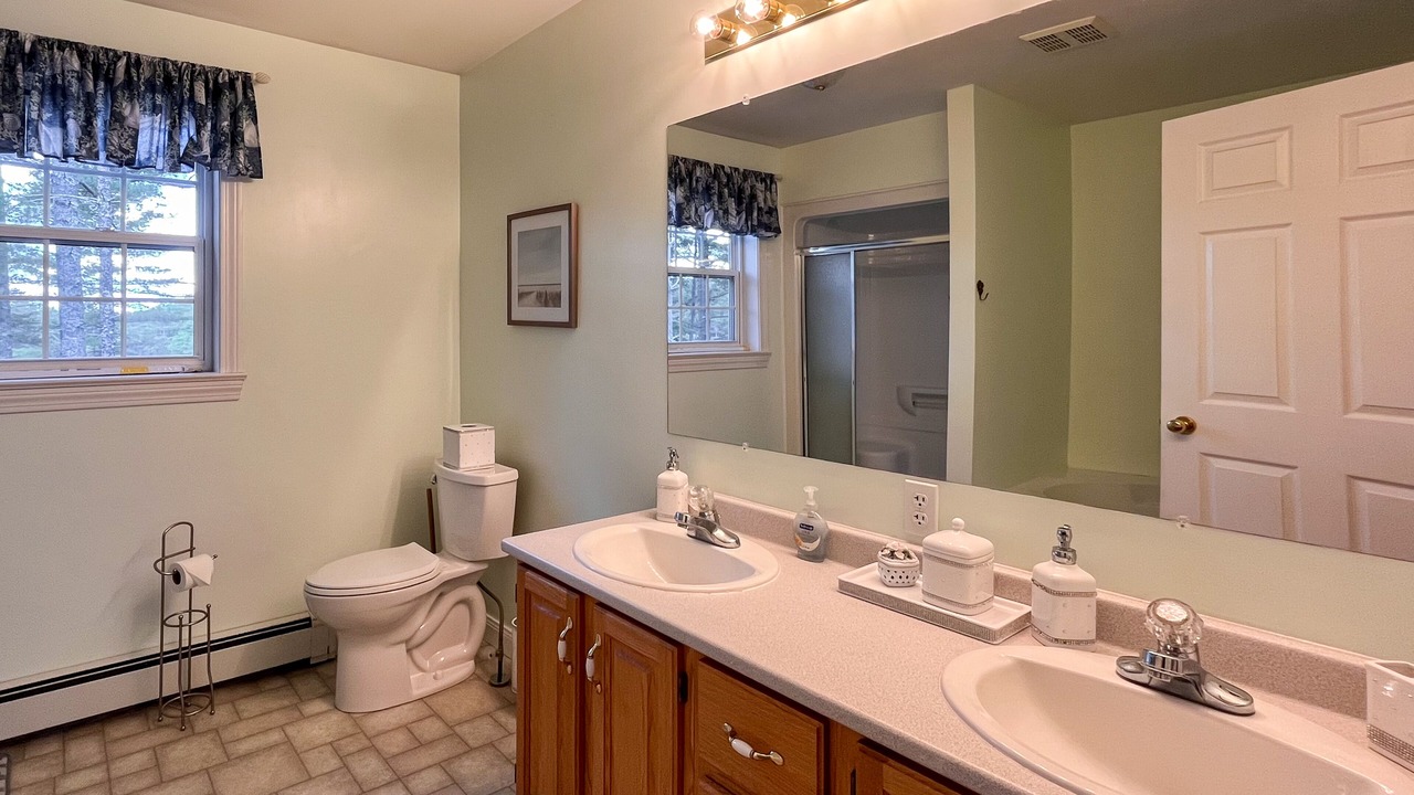 Photo of Bathroom in Waldoboro
