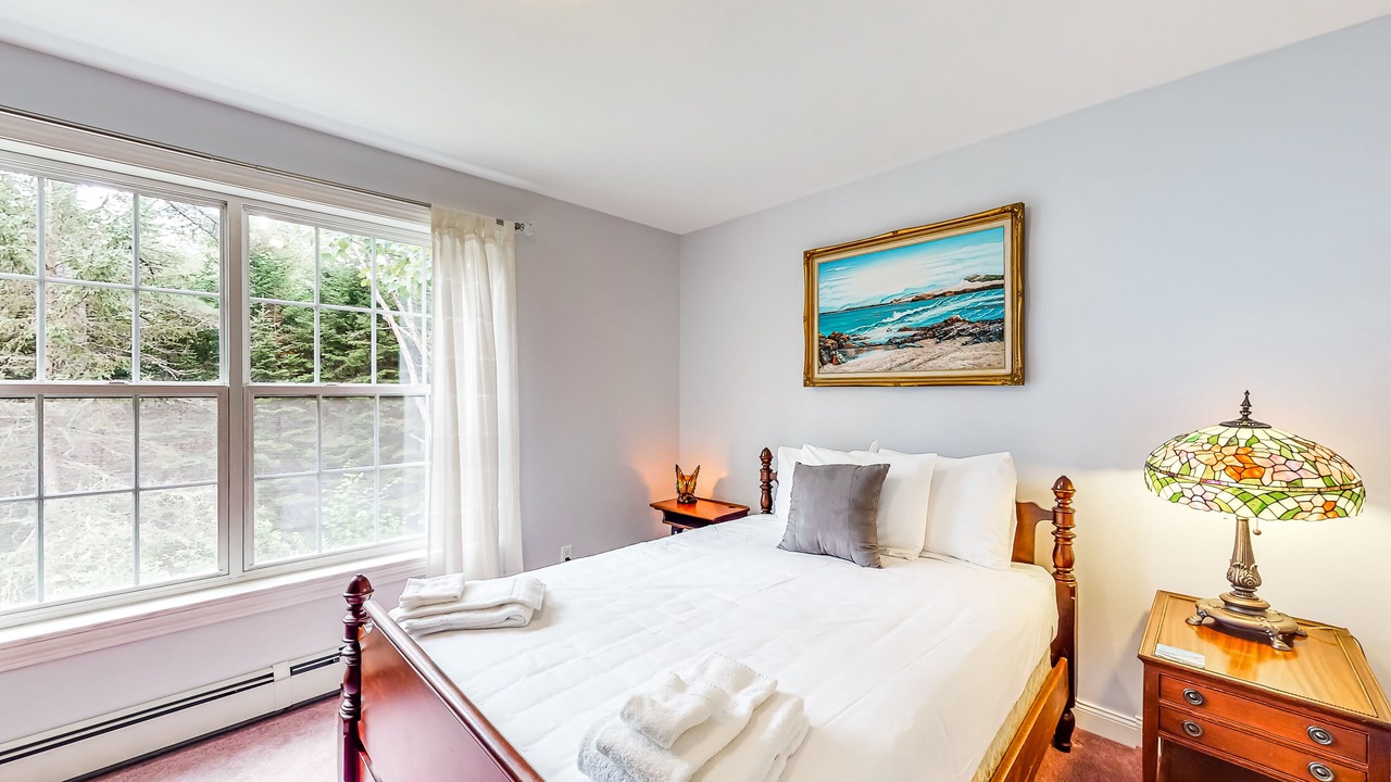 Photo of Bedroom in Waldoboro