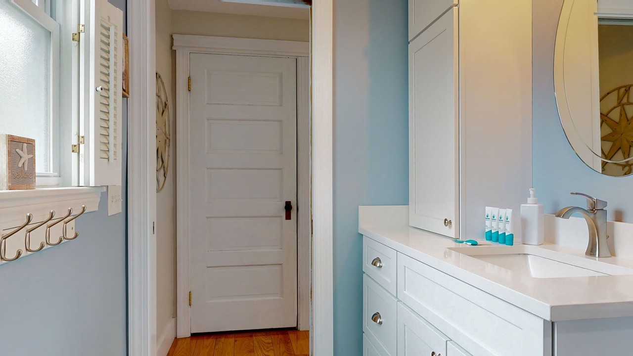 Photo of Bathroom in Pine Point