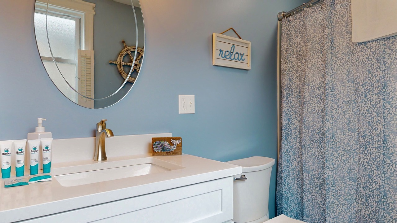 Photo of Bathroom in Pine Point