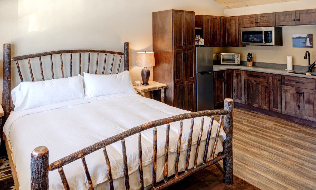 Photo of Bedroom in Sunapee