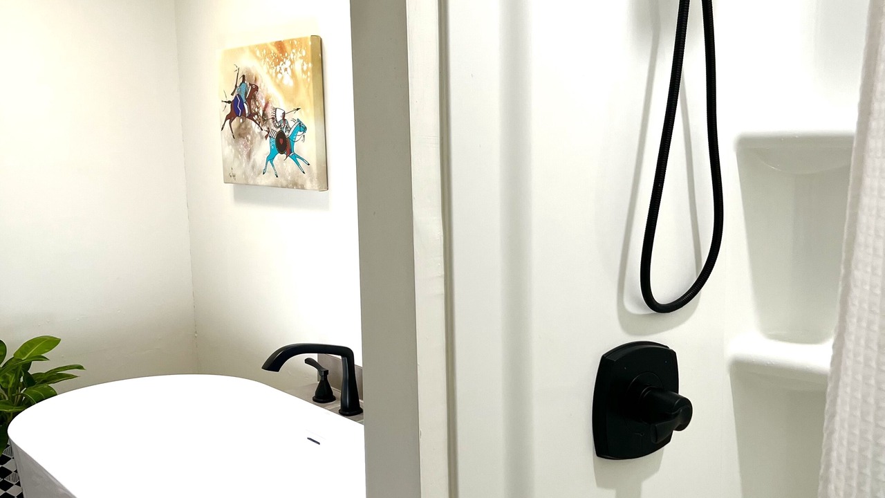 Photo of Bathroom in Pettit