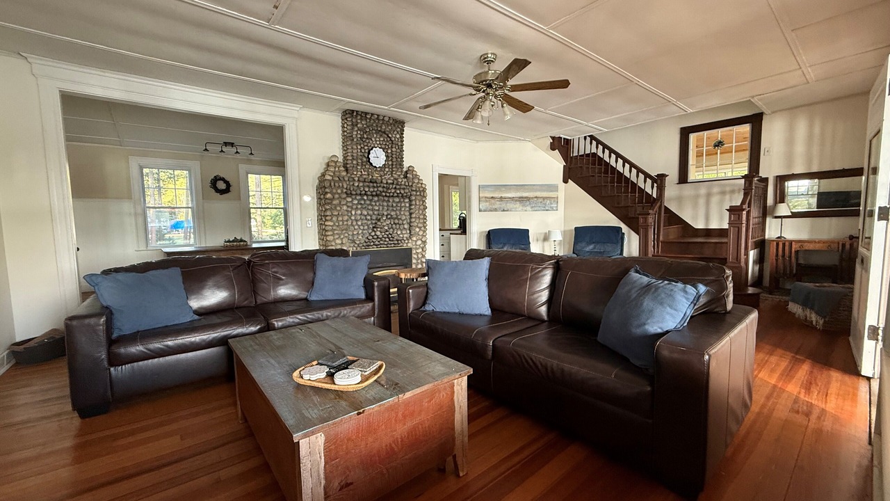 Photo of Livingroom in Monmouth