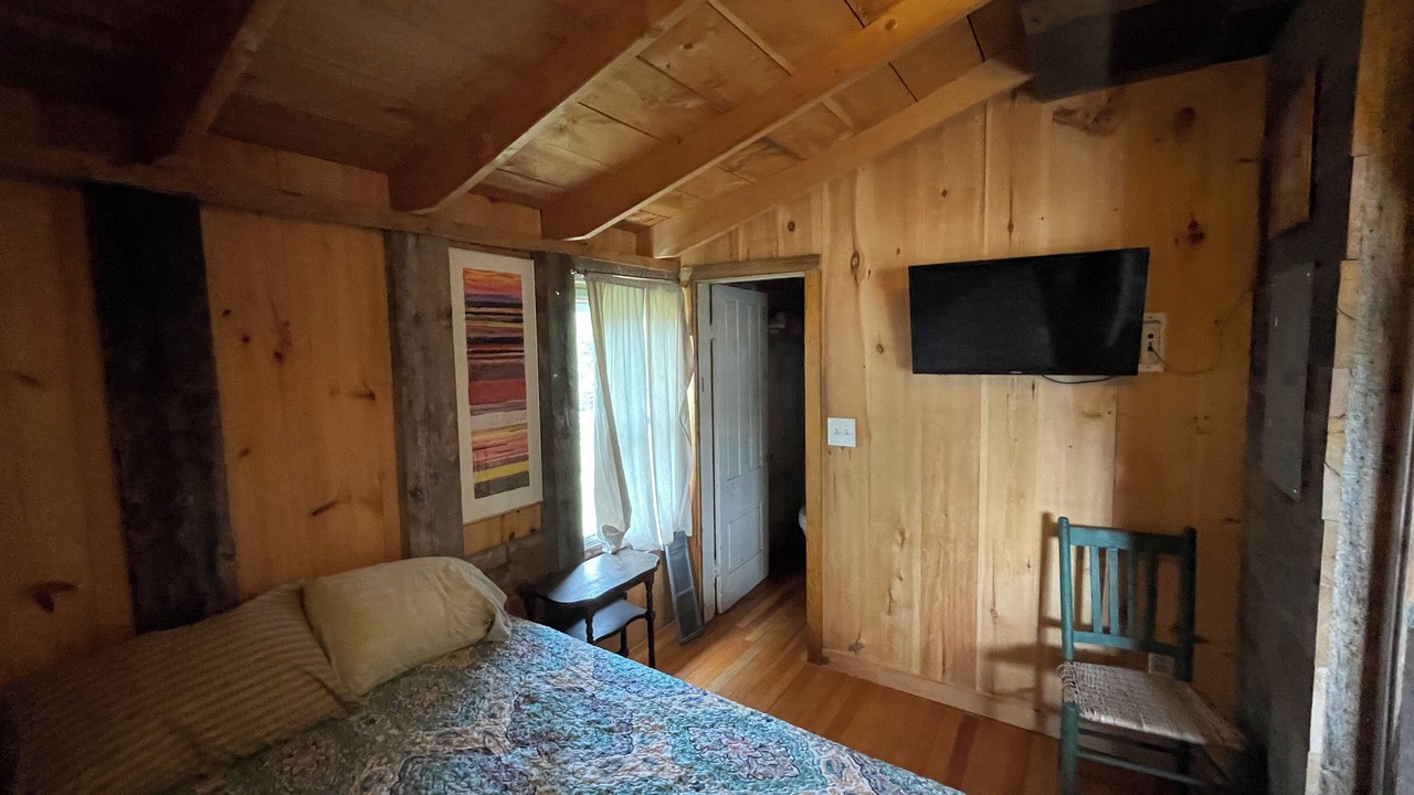 Photo of Bedroom in Vinalhaven