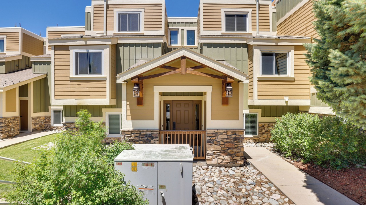Photo of Outdoor in Summit Cove