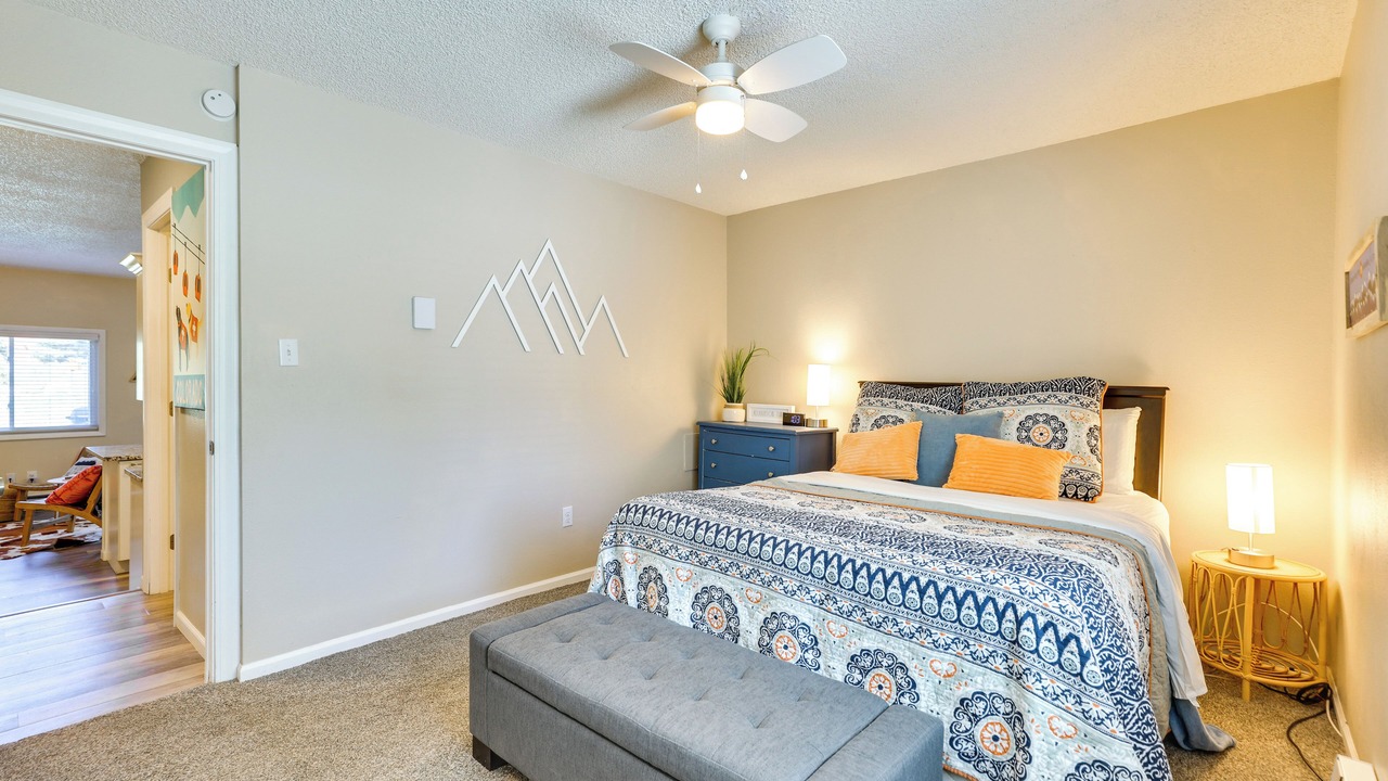 Photo of Bedroom in Summit Cove