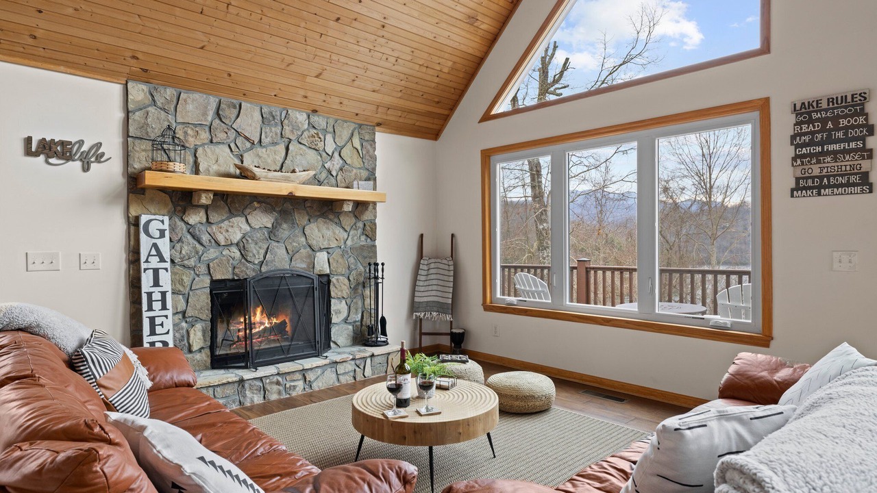 Photo of Livingroom in Topton