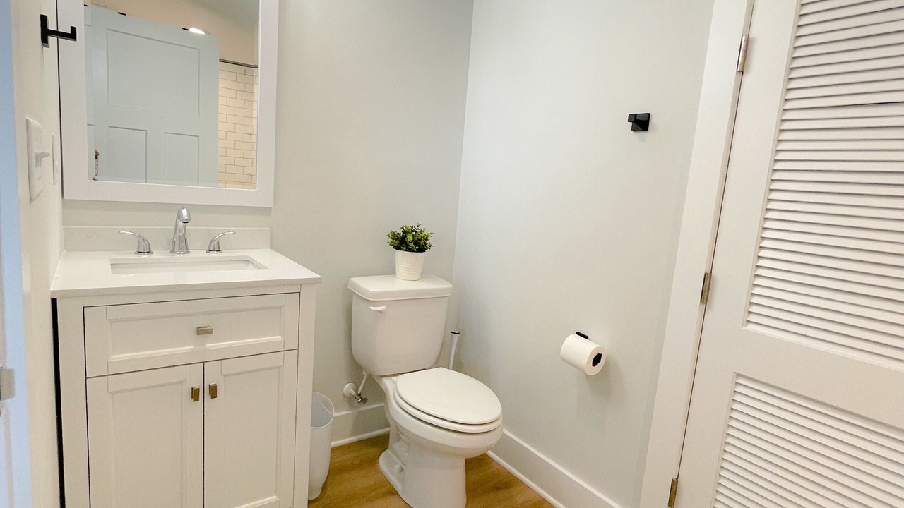 Photo of Bathroom in Midtown Ocean City