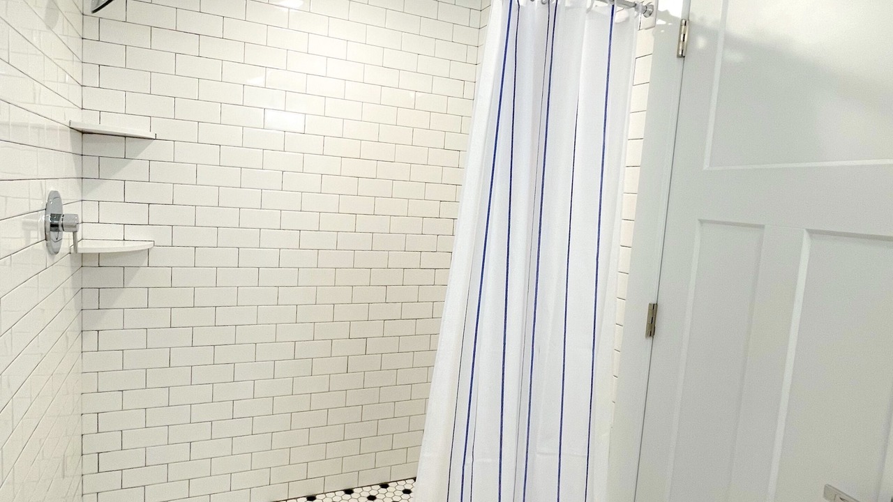 Photo of Bathroom in Midtown Ocean City