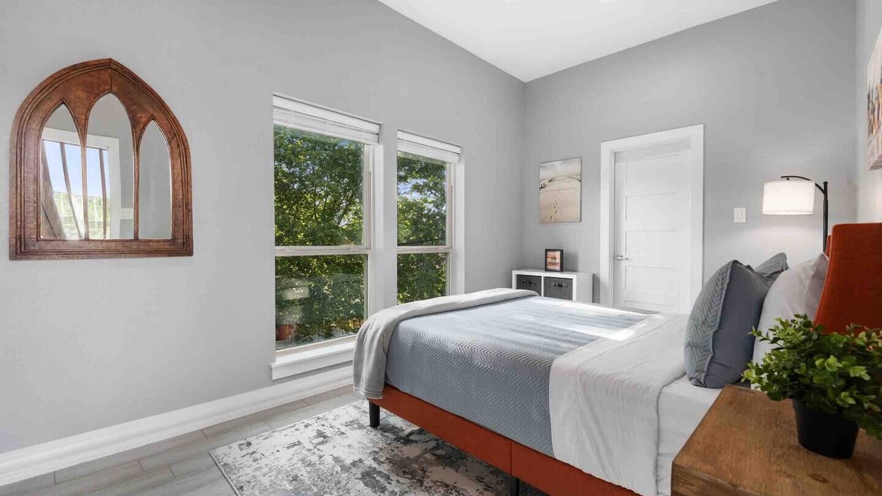 Photo of Bedroom in West Dallas