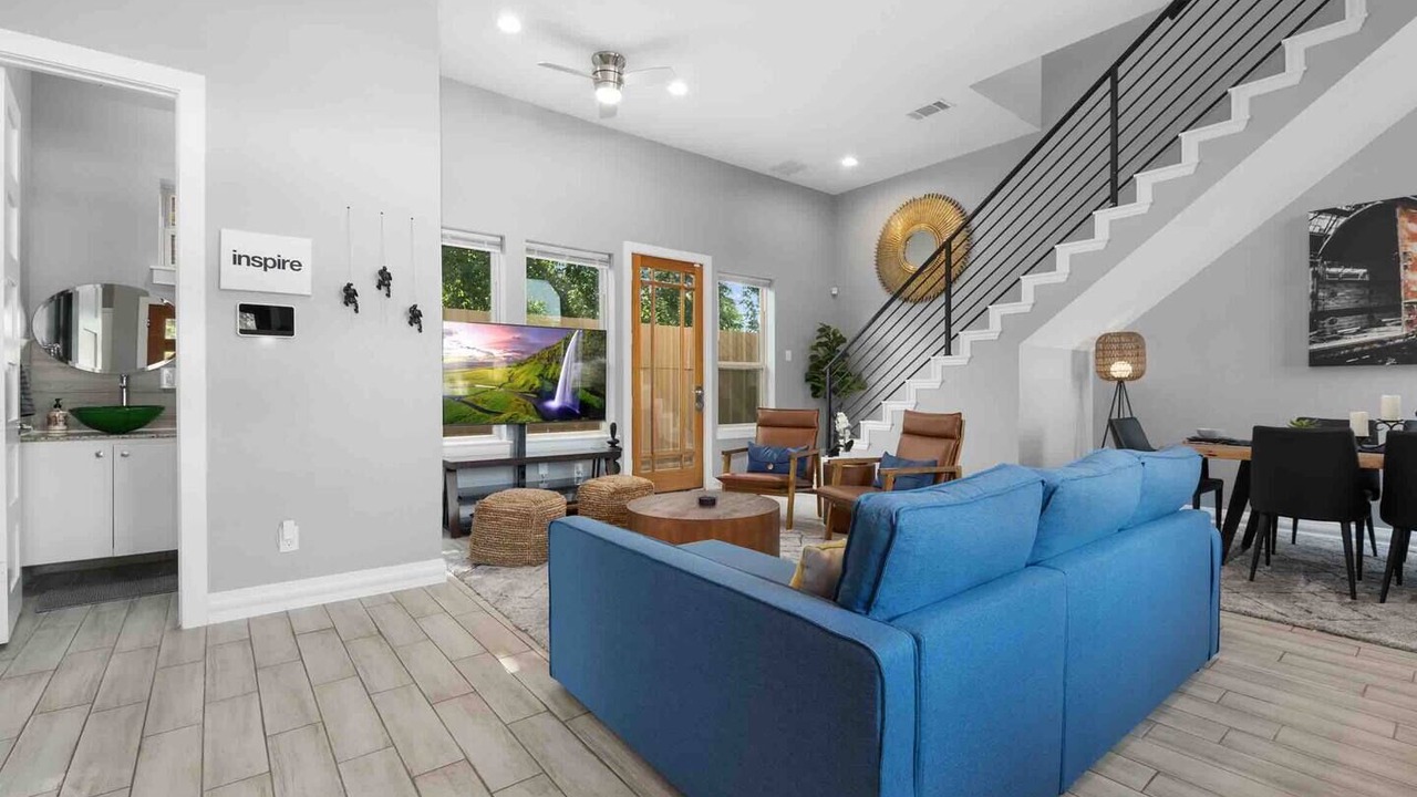 Photo of Livingroom in West Dallas