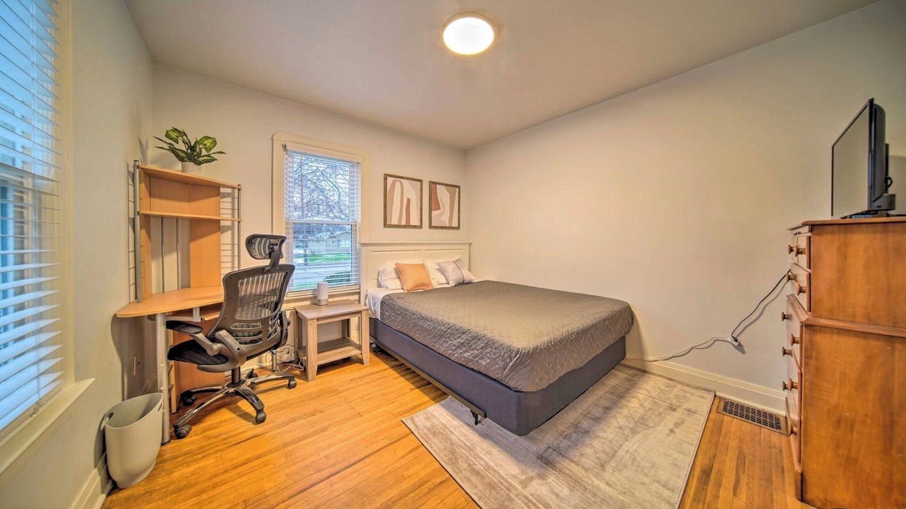 Photo of Bedroom in Erie