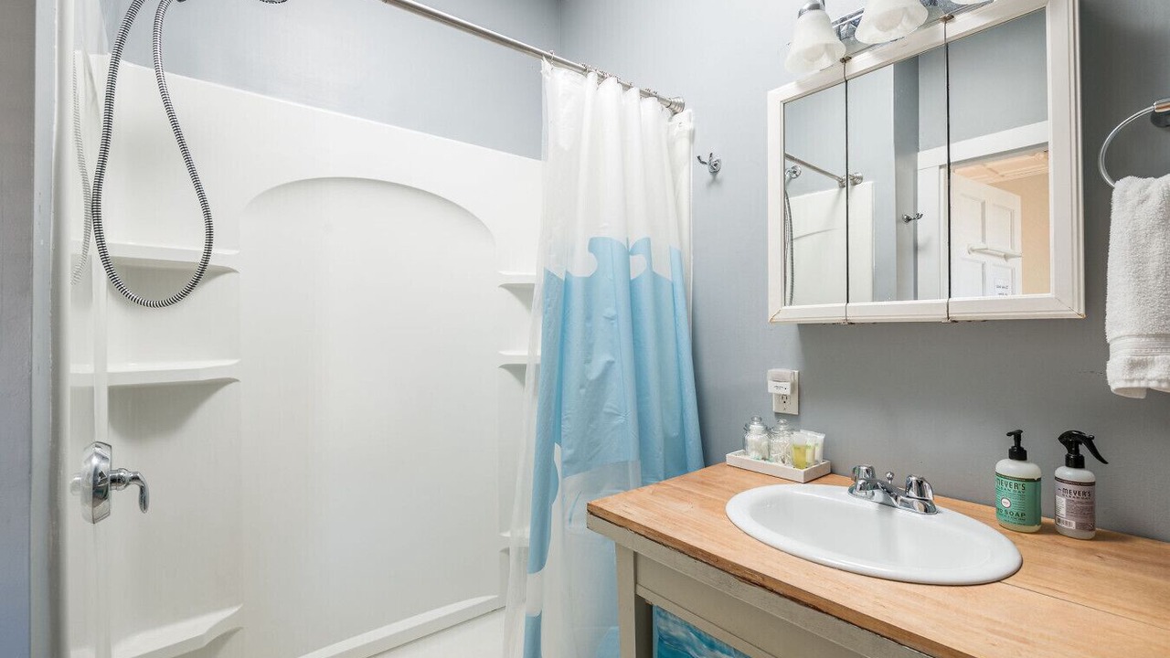 Photo of Bathroom in Willard