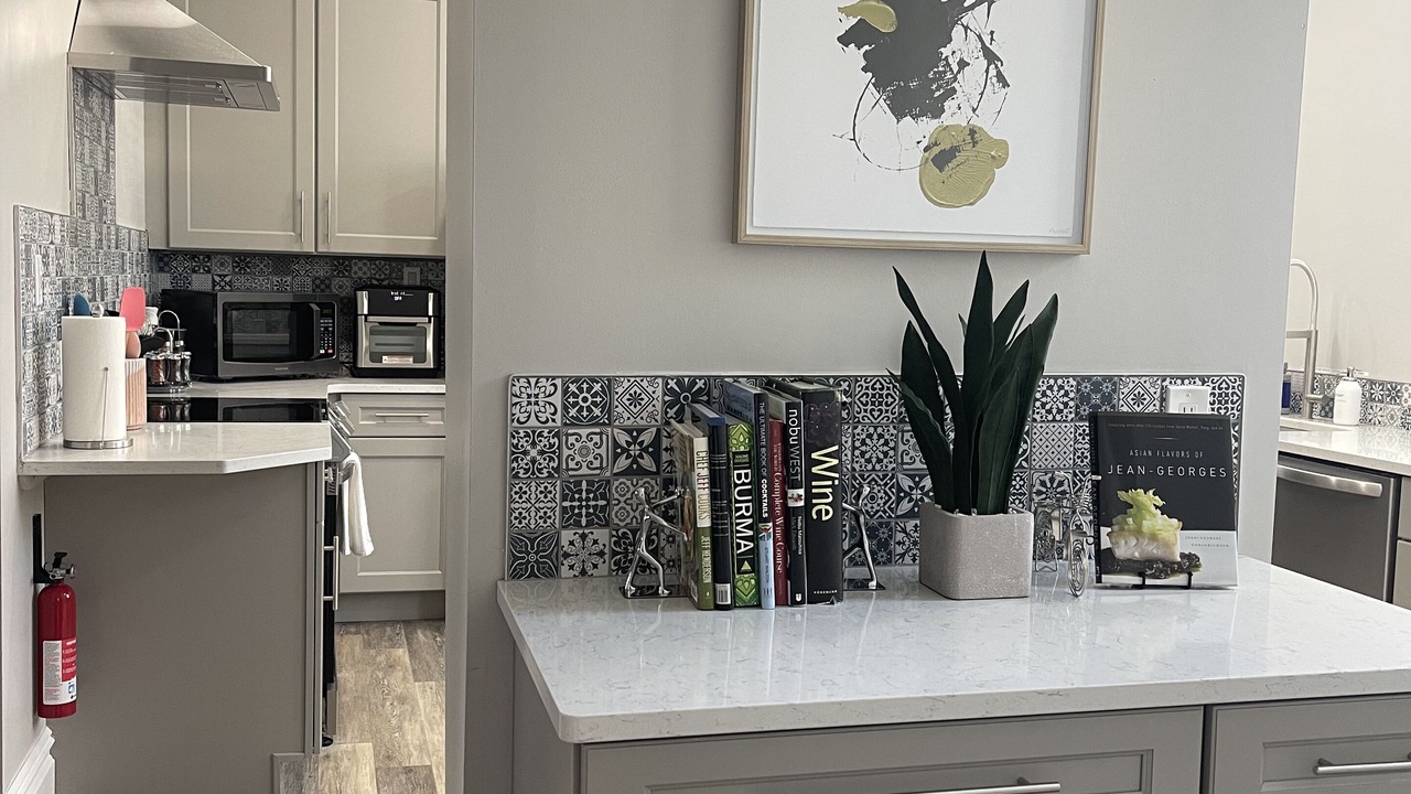 Photo of Kitchen in Downtown Niagara Falls