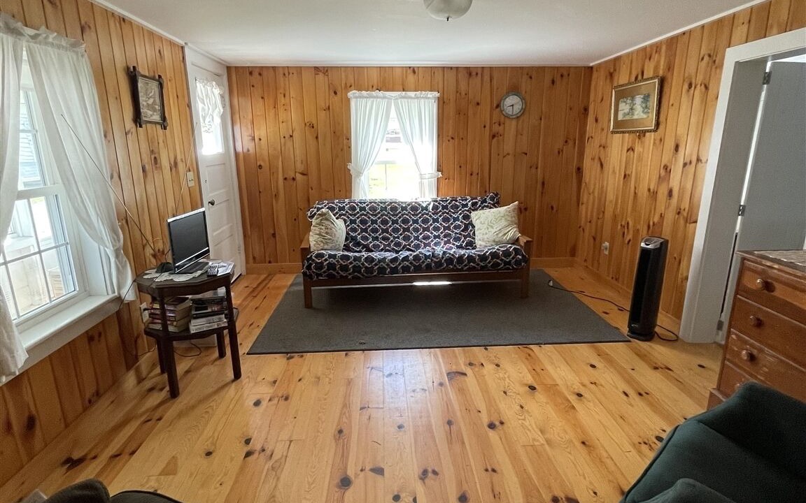 Photo of Livingroom in North Sebago