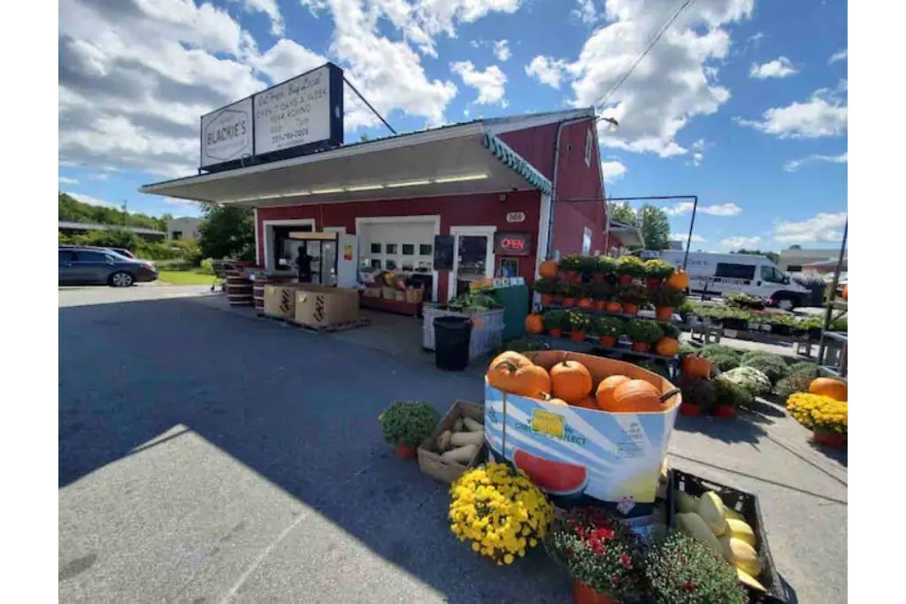Photo of Outdoor in Auburn