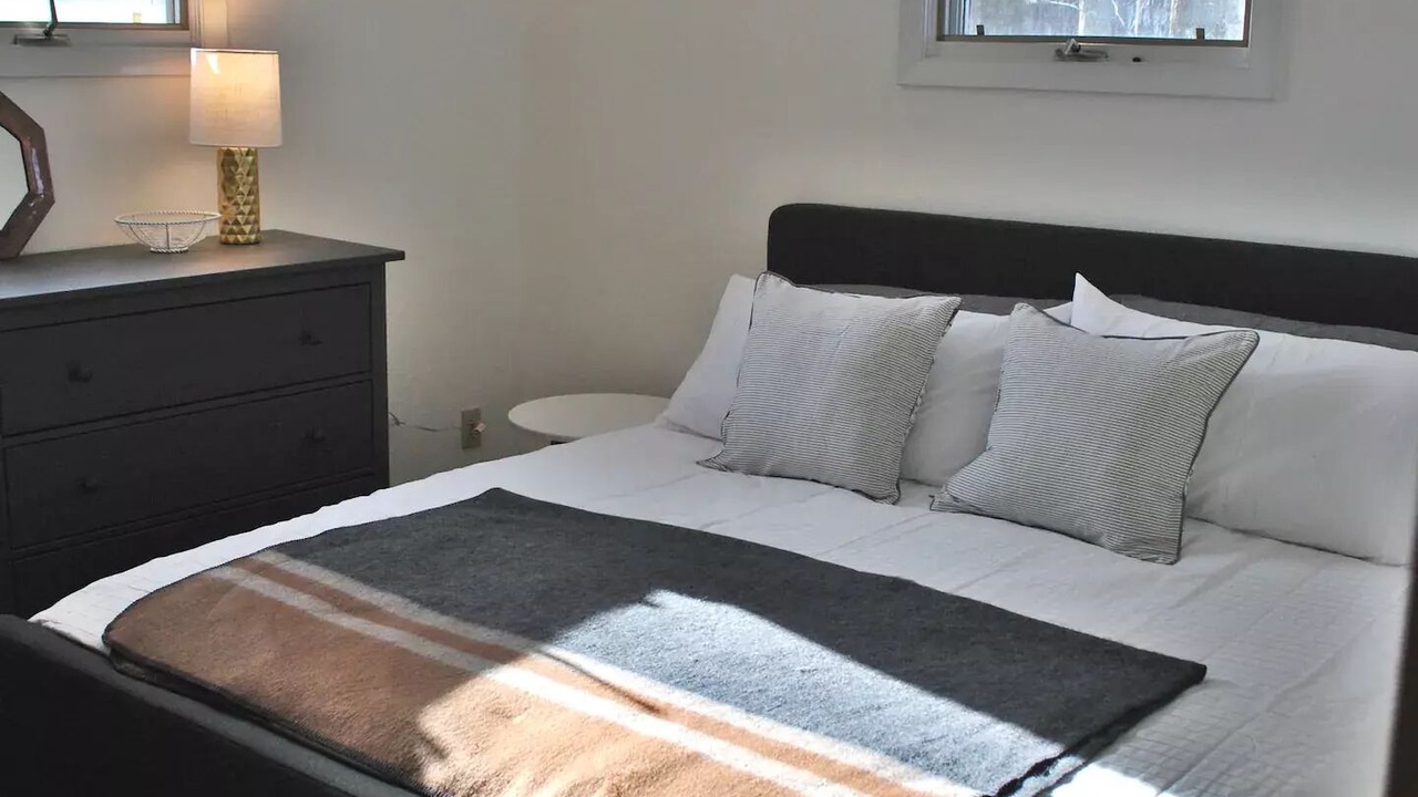 Photo of Bedroom in Greenwood