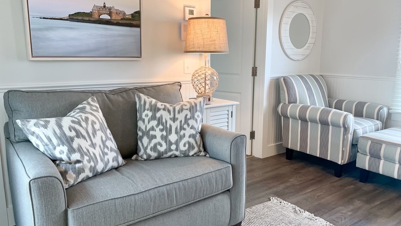 Photo of Livingroom in Point Judith