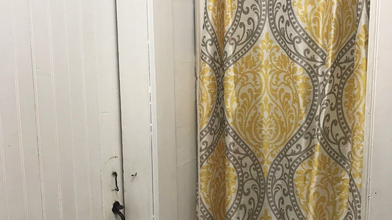 Photo of Bathroom in Brooksville