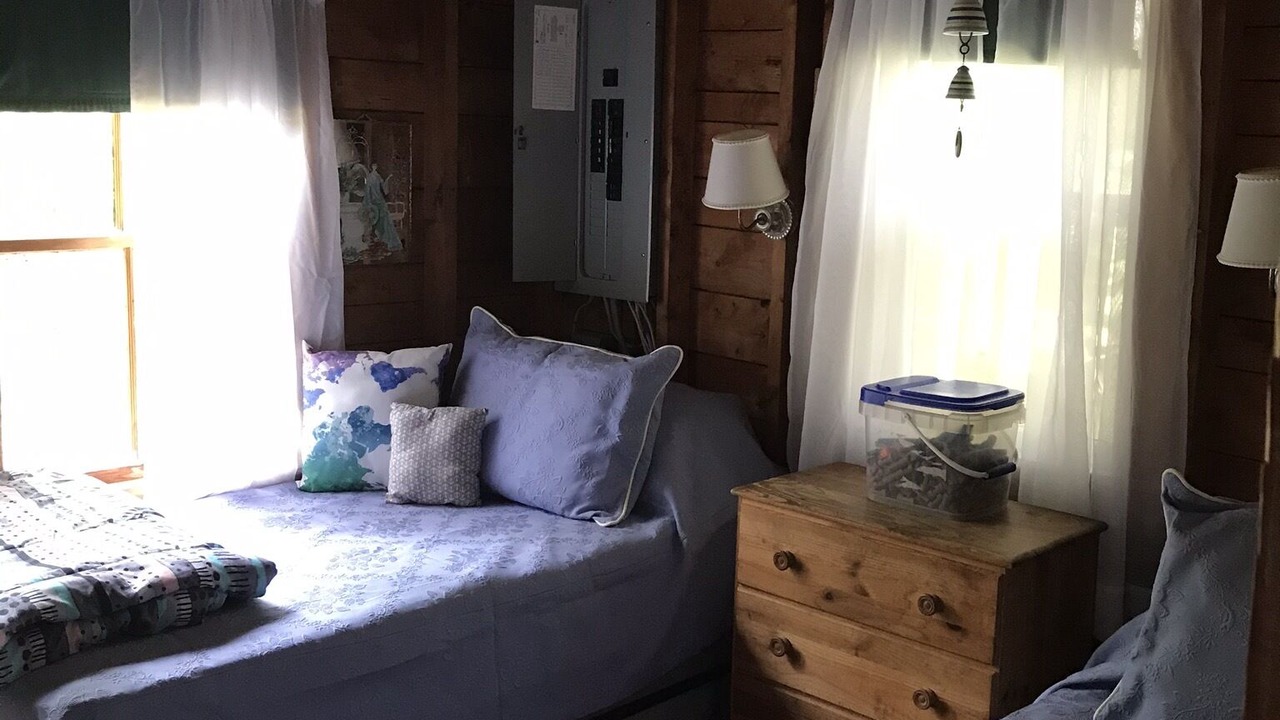 Photo of Bedroom in Brooksville