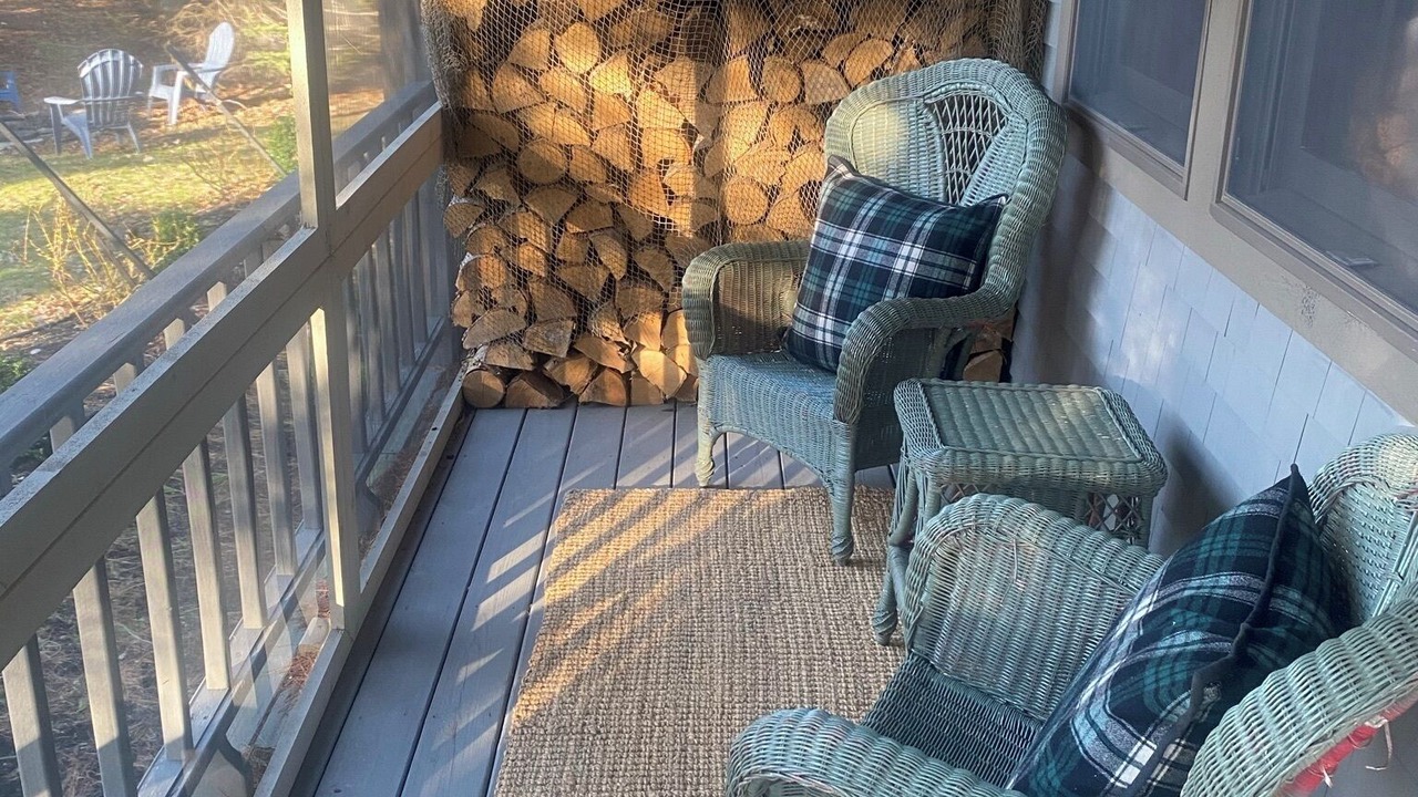 Photo of Patio Balcony in Beaver Cove