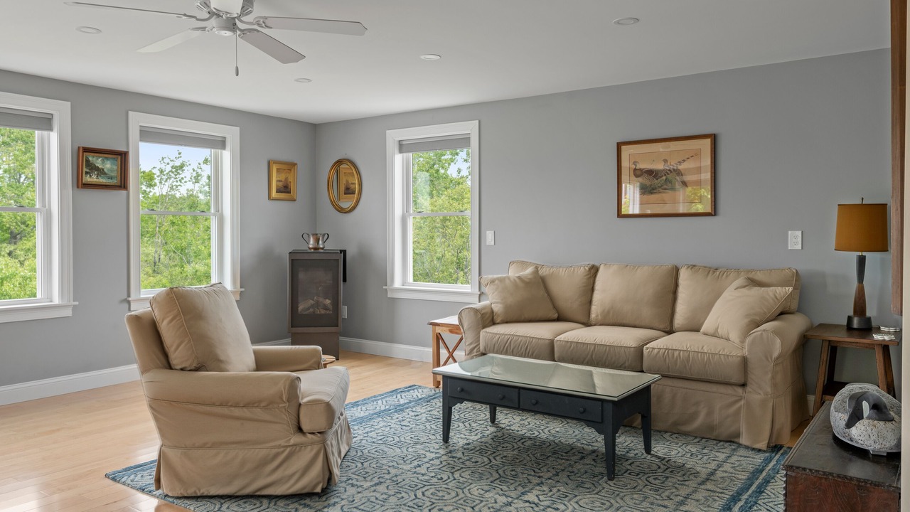 Photo of Livingroom in Cape Elizabeth