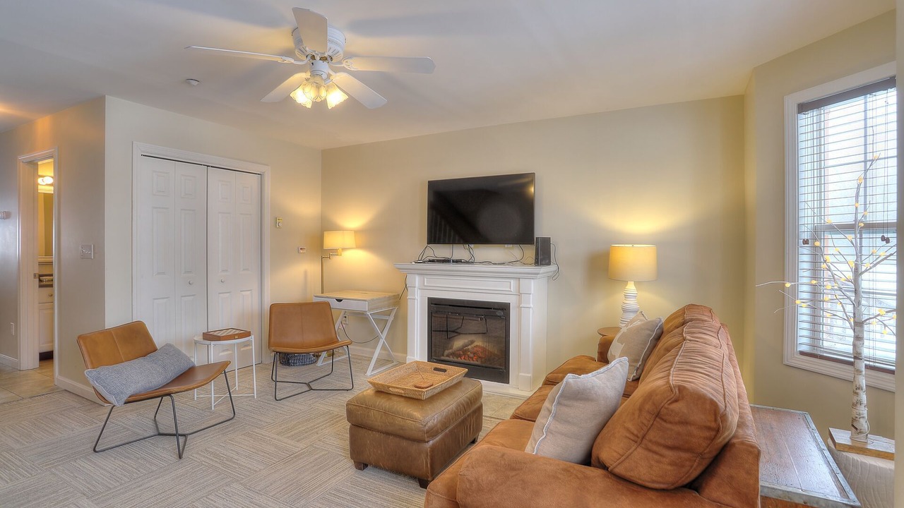 Photo of Livingroom in Rangeley