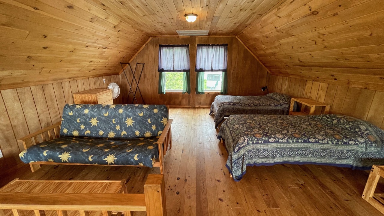 Photo of Bedroom in Brier Hill