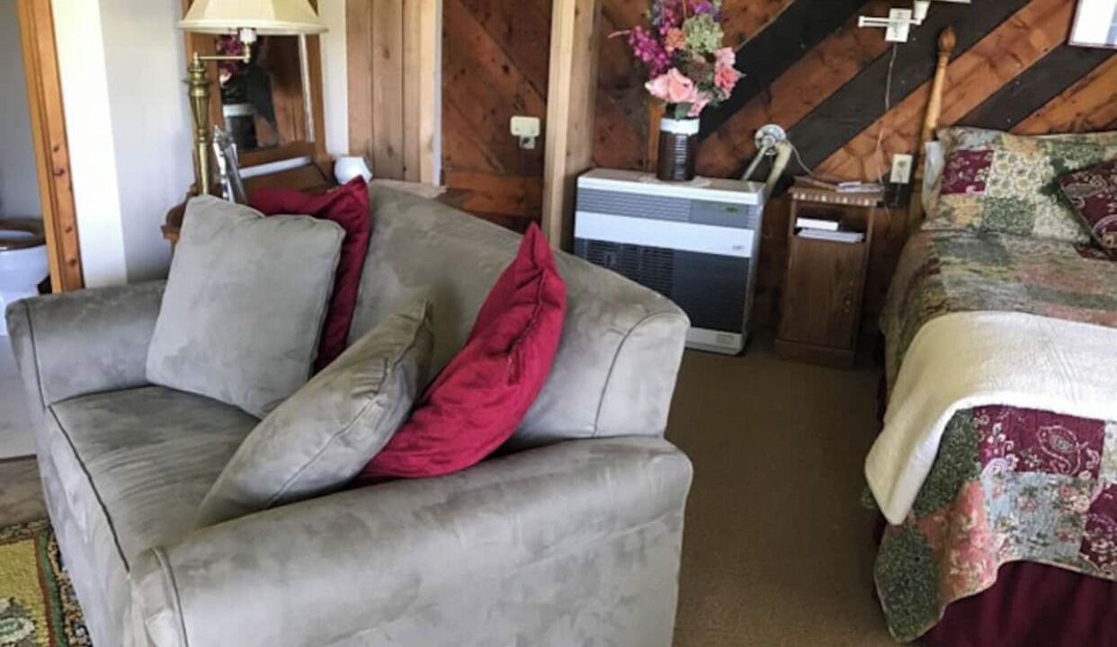 Photo of Bedroom in Homer